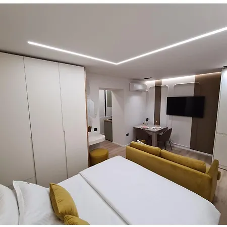 Alesia Hospitality * Tiran